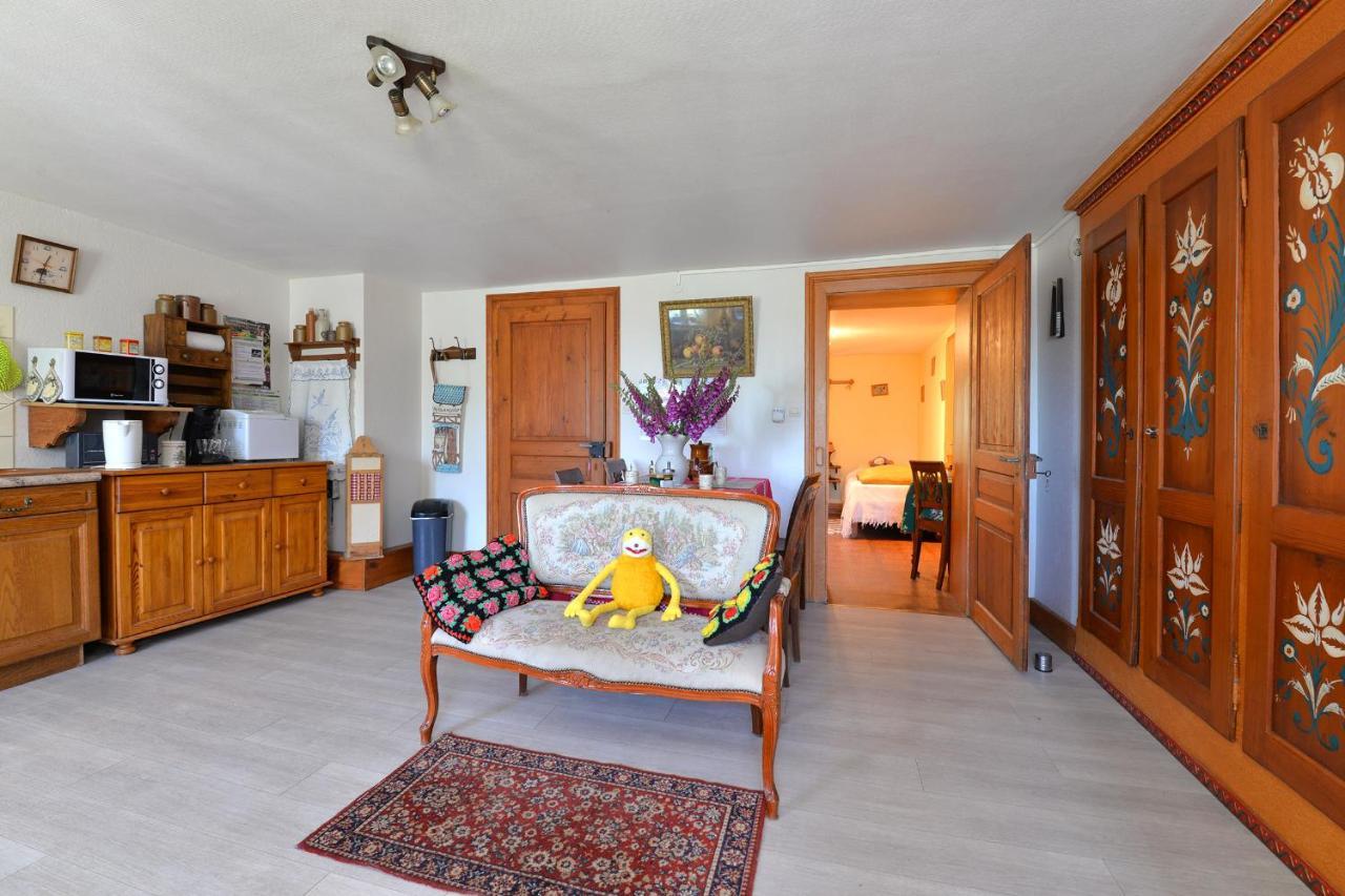Gites Ou Chambres D'Hotes A La Ferme Orbey Exterior photo