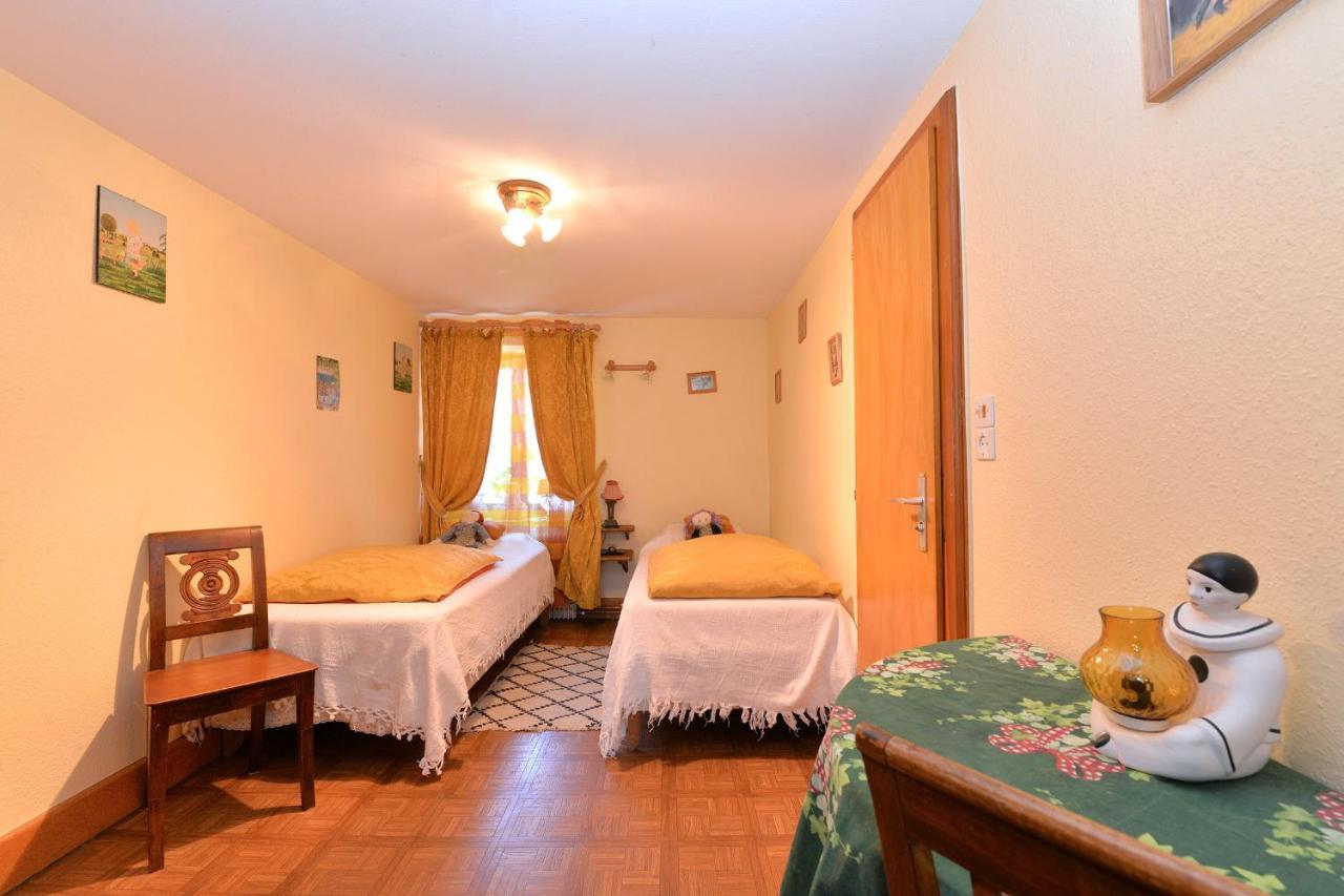 Gites Ou Chambres D'Hotes A La Ferme Orbey Exterior photo
